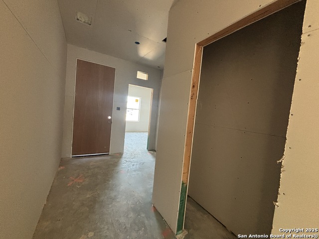 Image 10 of 35 For 12846 Hill Plains Dr.