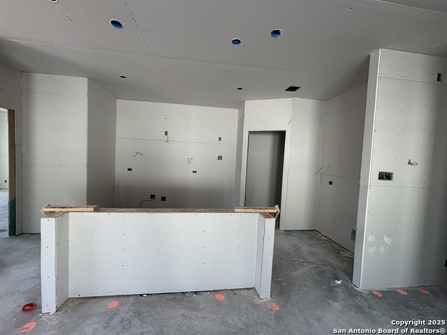 Image 14 of 35 For 12846 Hill Plains Dr.