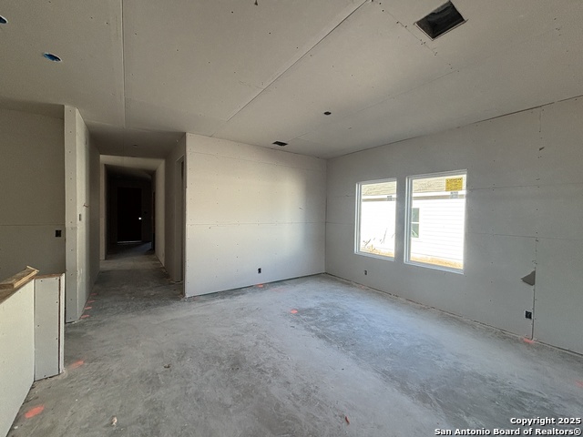 Image 15 of 35 For 12846 Hill Plains Dr.