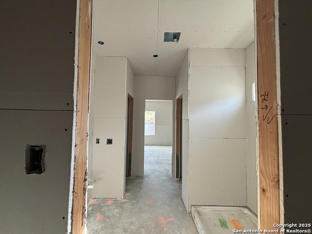 Image 19 of 35 For 12846 Hill Plains Dr.