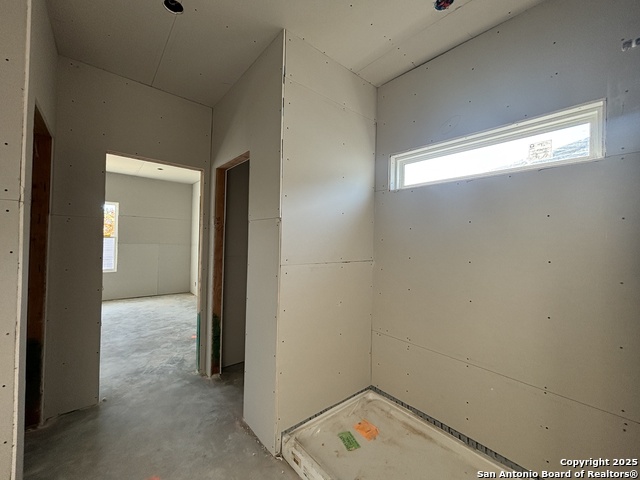 Image 20 of 35 For 12846 Hill Plains Dr.