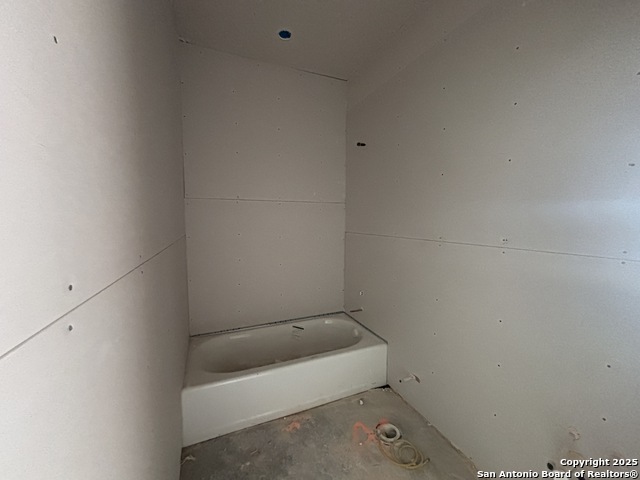 Image 24 of 35 For 12846 Hill Plains Dr.