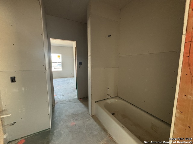 Image 27 of 35 For 12846 Hill Plains Dr.