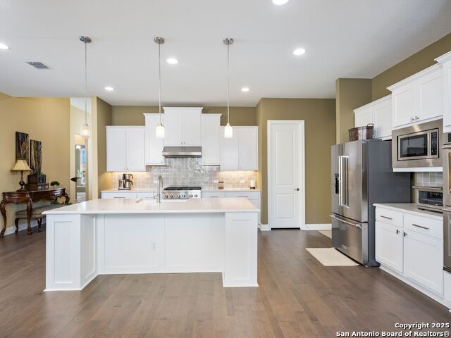 Image 12 of 50 For 22327 Estacado