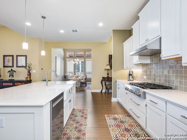 Image 15 of 50 For 22327 Estacado