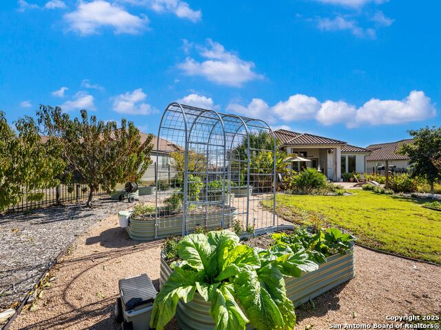 Image 40 of 50 For 22327 Estacado