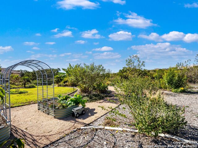 Image 44 of 50 For 22327 Estacado