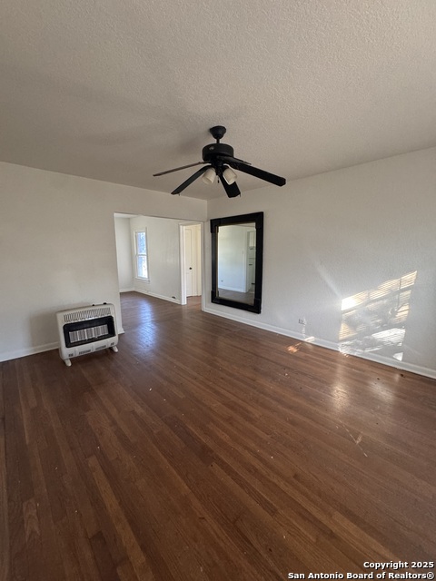 Image 26 of 36 For 401 Lynwood W