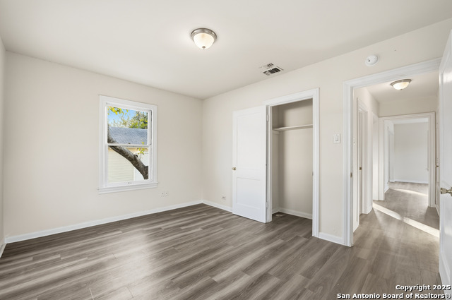 Image 22 of 32 For 342 Bristol