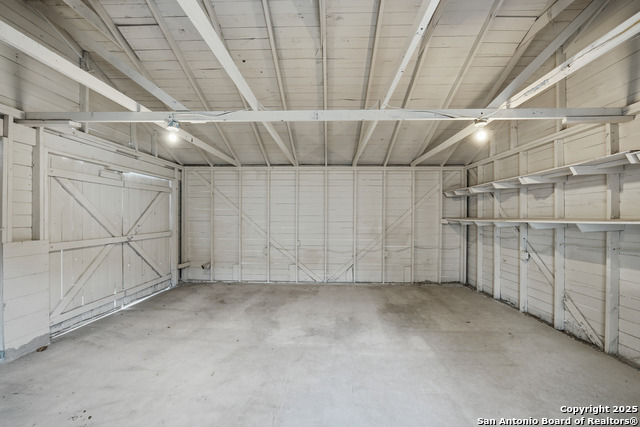 Image 25 of 32 For 342 Bristol