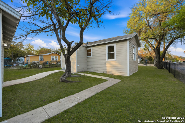 Image 32 of 32 For 342 Bristol