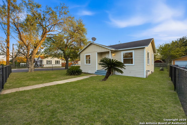 Image 4 of 32 For 342 Bristol