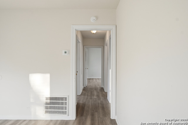 Image 8 of 32 For 342 Bristol