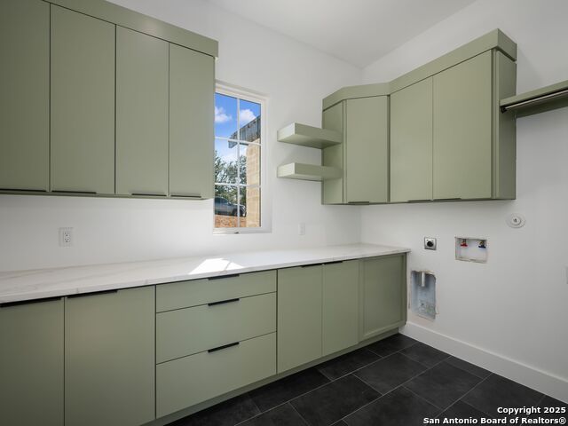 Image 15 of 54 For 10907 Nina Ridge