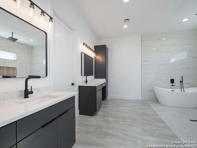 Image 22 of 54 For 10907 Nina Ridge