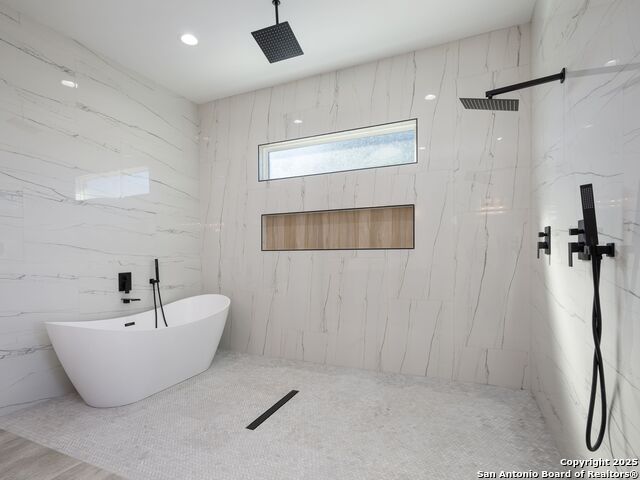 Image 23 of 54 For 10907 Nina Ridge