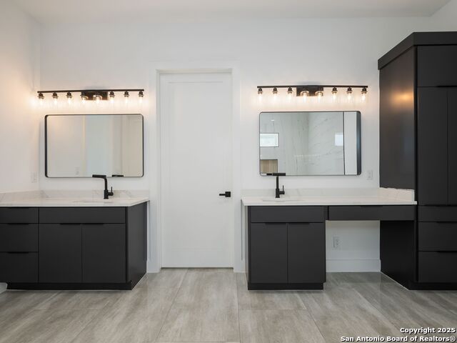 Image 24 of 54 For 10907 Nina Ridge