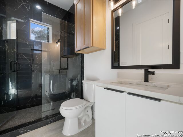 Image 38 of 54 For 10907 Nina Ridge