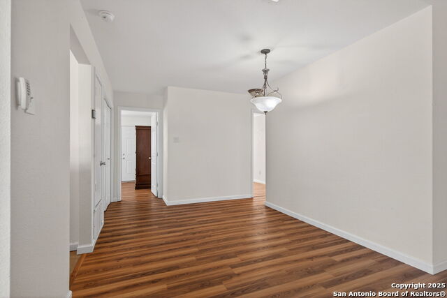 Image 10 of 25 For 609 Oak Park Dr