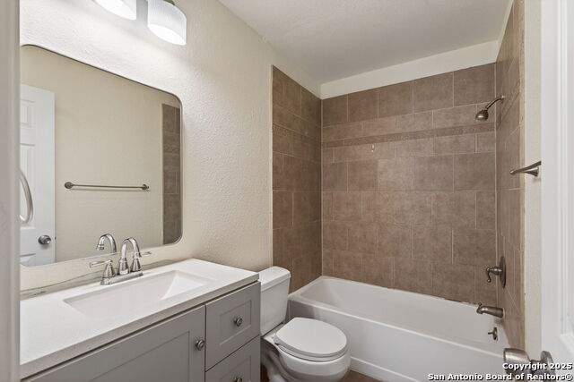 Image 23 of 25 For 609 Oak Park Dr