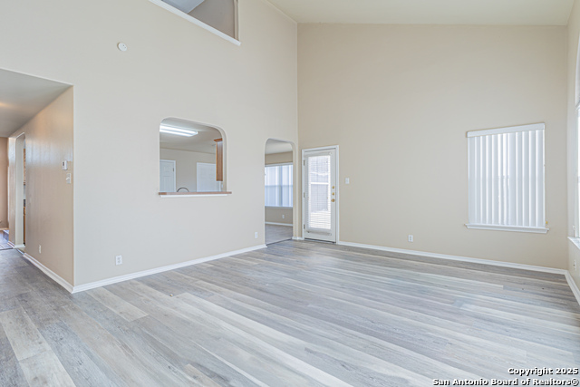 Image 10 of 57 For 9518 Anderson Way