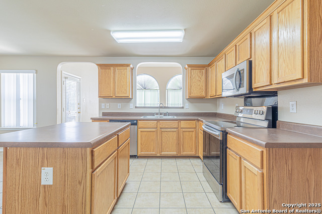 Image 21 of 57 For 9518 Anderson Way