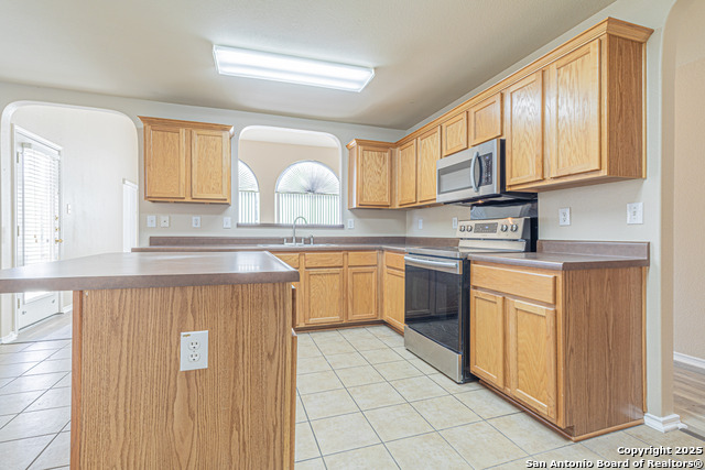 Image 22 of 57 For 9518 Anderson Way