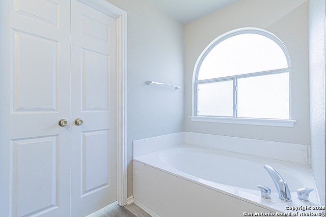 Image 37 of 57 For 9518 Anderson Way