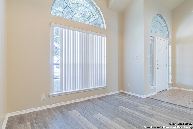 Image 6 of 57 For 9518 Anderson Way