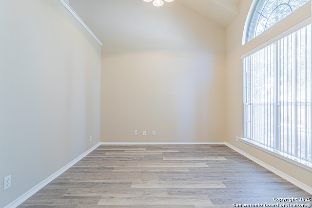 Image 7 of 57 For 9518 Anderson Way