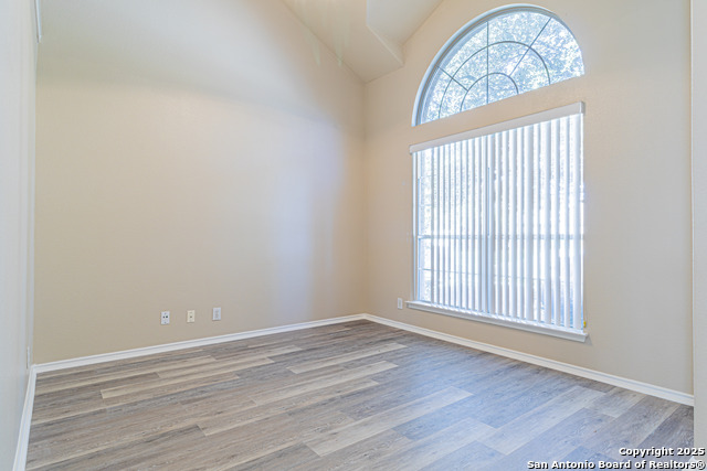 Image 8 of 57 For 9518 Anderson Way