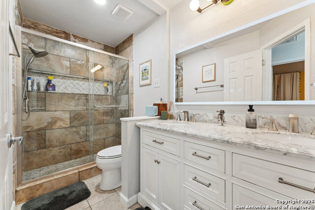 Image 30 of 65 For 2047 Thicket Trail Dr