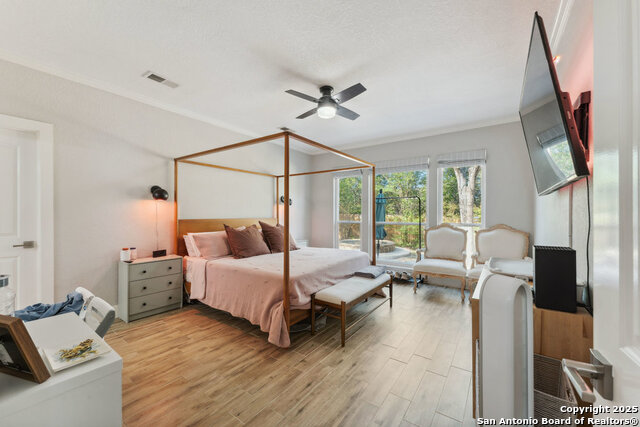 Image 35 of 65 For 2047 Thicket Trail Dr