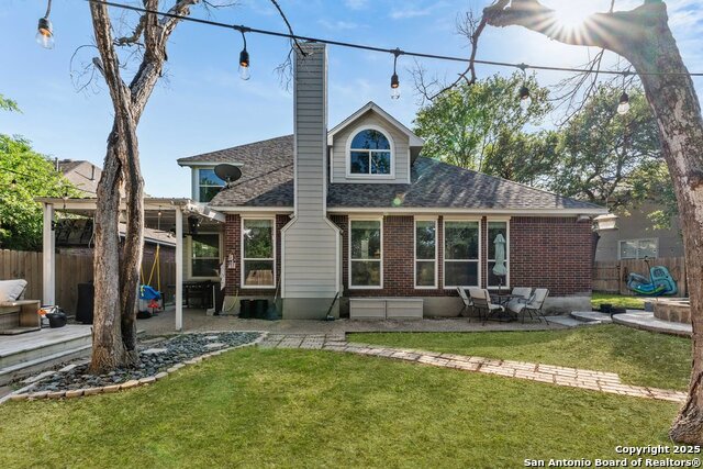 Image 42 of 65 For 2047 Thicket Trail Dr