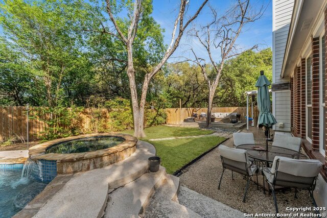 Image 45 of 65 For 2047 Thicket Trail Dr