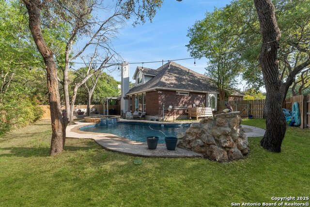 Image 51 of 65 For 2047 Thicket Trail Dr