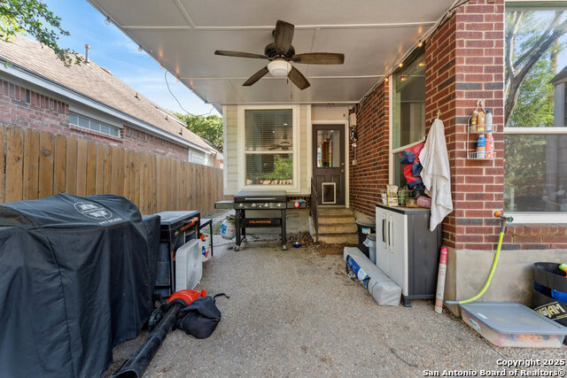 Image 54 of 65 For 2047 Thicket Trail Dr