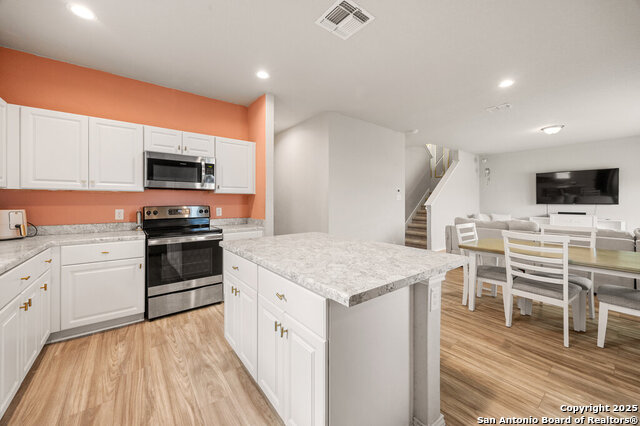 Image 10 of 28 For 4810 Heathers Cross