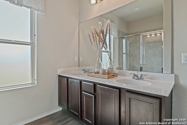 Image 22 of 46 For 4955 Blue Ranch