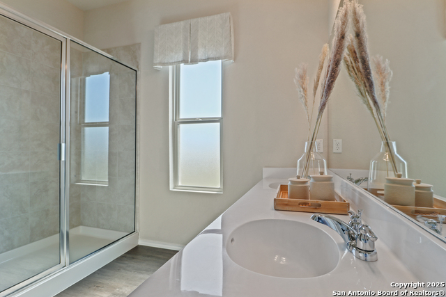 Image 23 of 46 For 4955 Blue Ranch