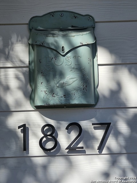 Image 5 of 15 For 1827 Ashby  