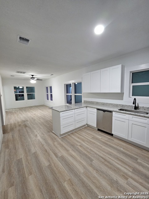 Image 7 of 15 For 1827 Ashby  