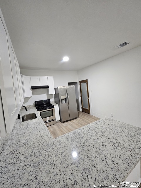 Image 8 of 15 For 1827 Ashby  