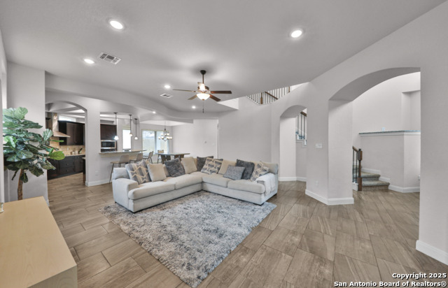 Image 3 of 15 For 6514 Comanche Post