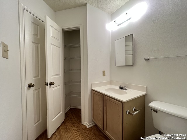 Image 13 of 24 For 11926 Auburn Brook