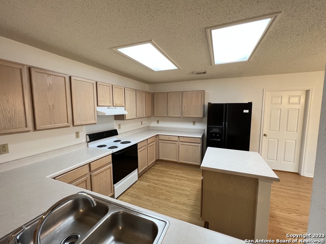 Image 6 of 24 For 11926 Auburn Brook