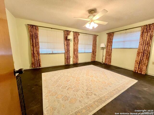 Image 19 of 46 For 433 Fort Clark Rd