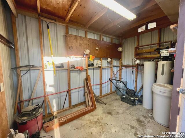 Image 31 of 46 For 433 Fort Clark Rd