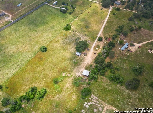 Image 7 of 9 For 1585 Mogford Rd