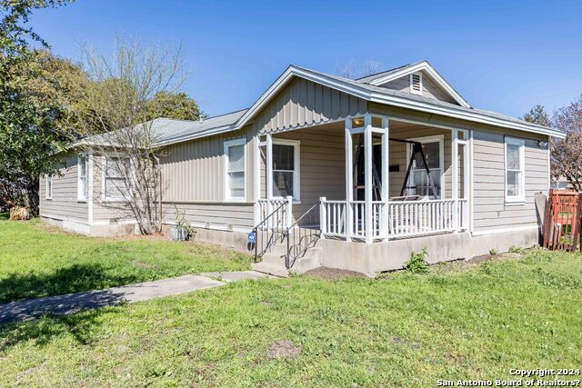 Image 2 of 36 For 461 Westminster Ave